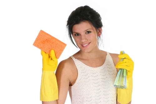 Cleaning a property facade as part of an end of tenancy clean