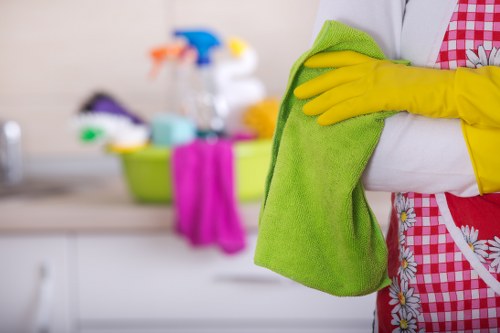 Person reviewing accessible end of tenancy cleans information on a screen